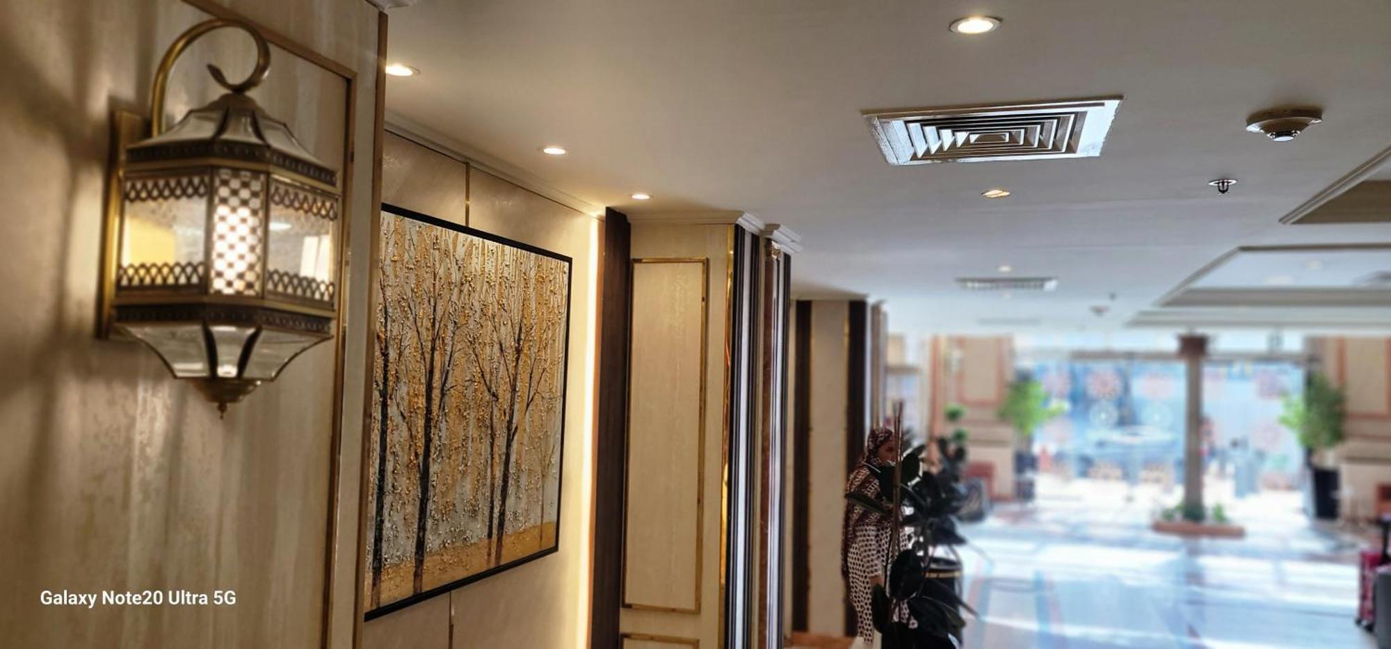 Qasr Al Ansar Golden Tulip Hotel Medina Exteriör bild