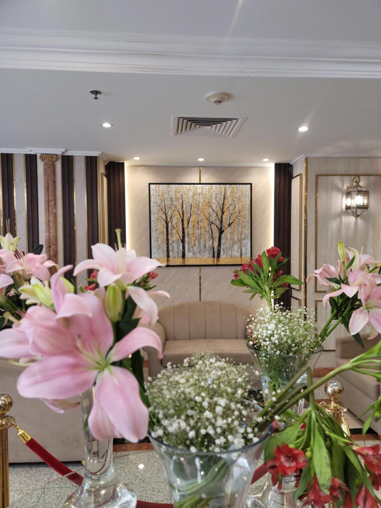 Qasr Al Ansar Golden Tulip Hotel Medina Exteriör bild