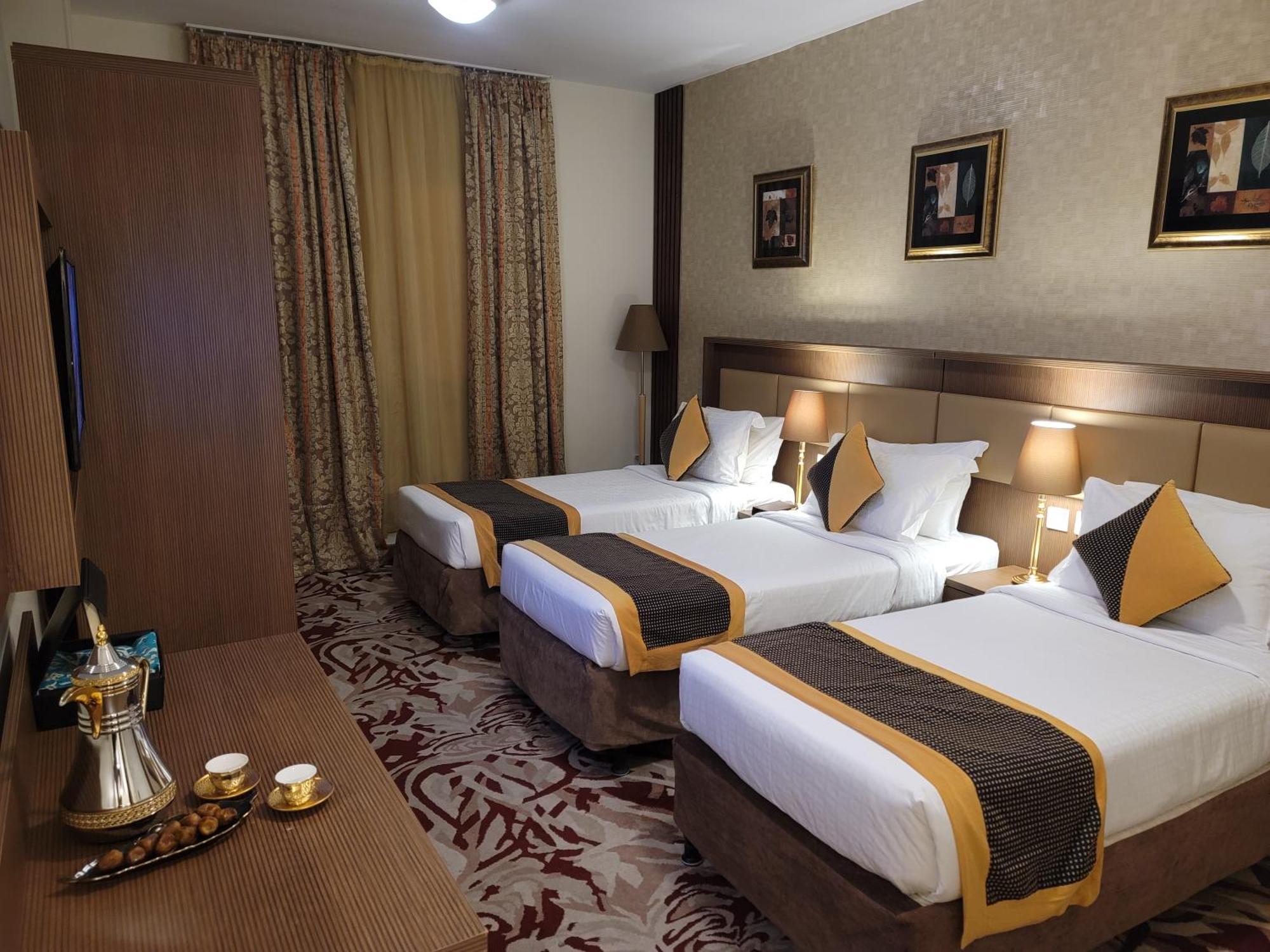 Qasr Al Ansar Golden Tulip Hotel Medina Exteriör bild