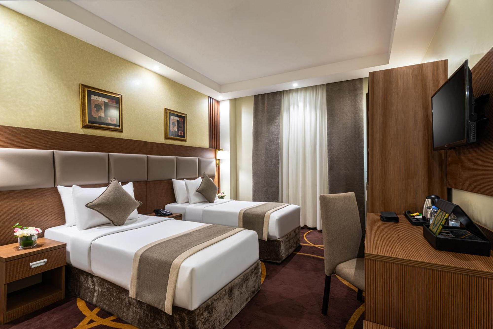 Qasr Al Ansar Golden Tulip Hotel Medina Exteriör bild